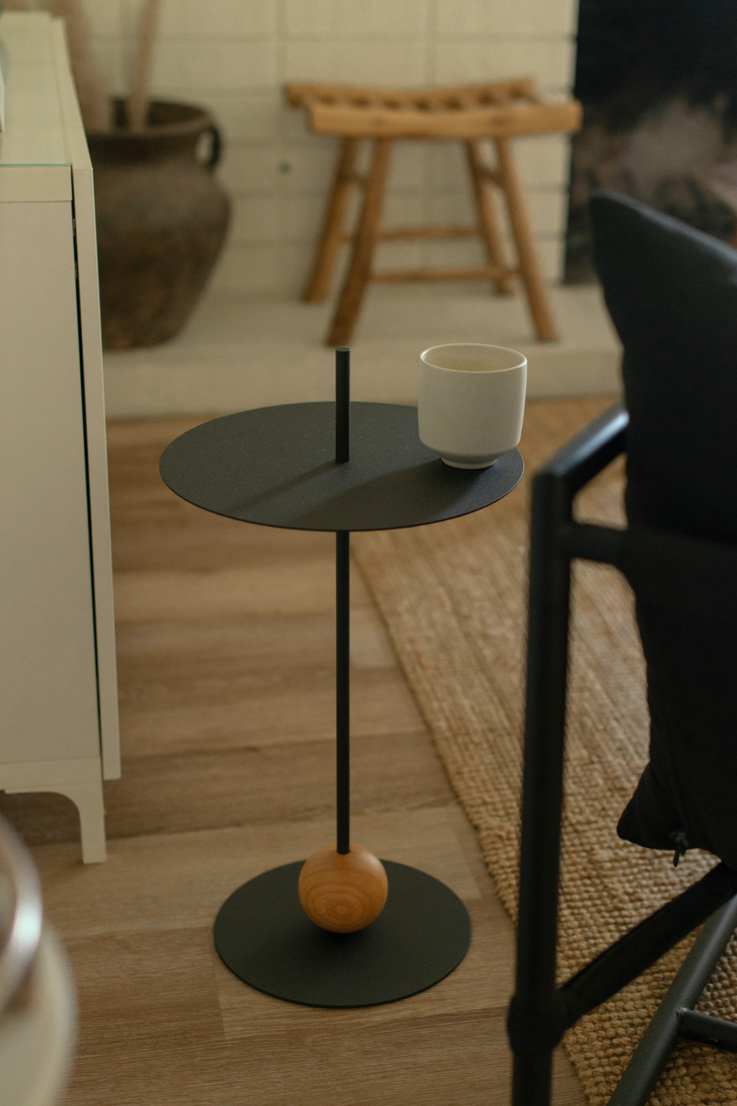 Francfrancテーブル ラディオウ RADIAUX SIDE TABLE Radia | Sutherland Furniture